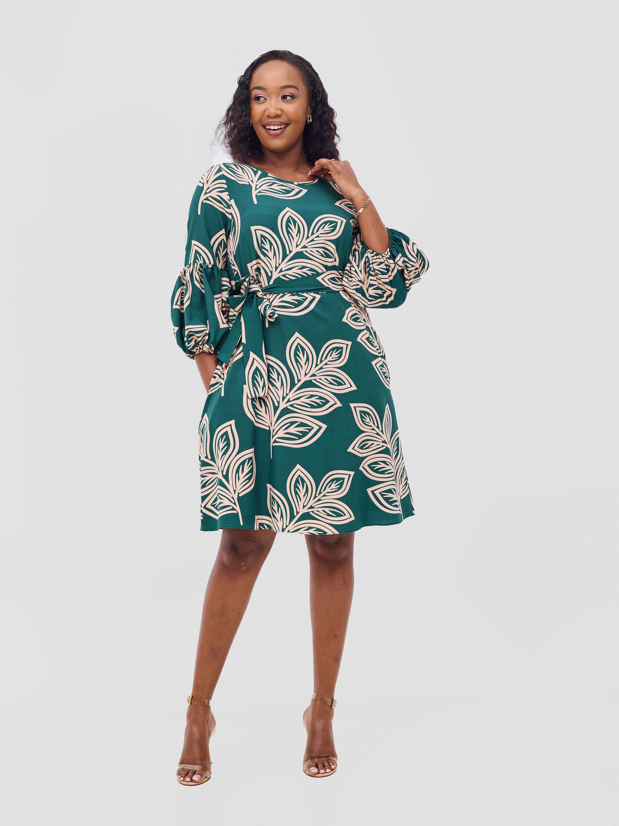 Vivo Zena Bishop Panel Long Sleeve Round Neck Dress - Green / Peach Print