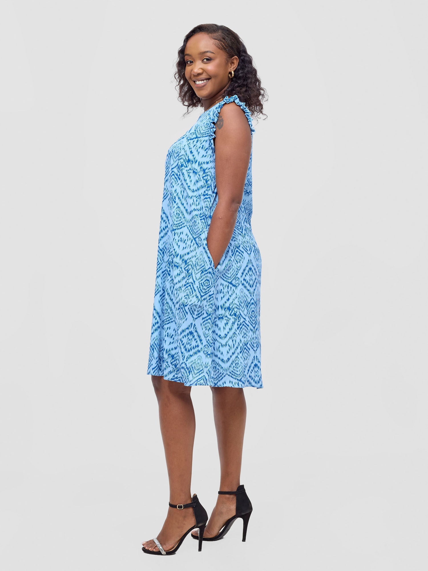 Vivo Ava Tent Knee Length Dress - Blue Debi Print