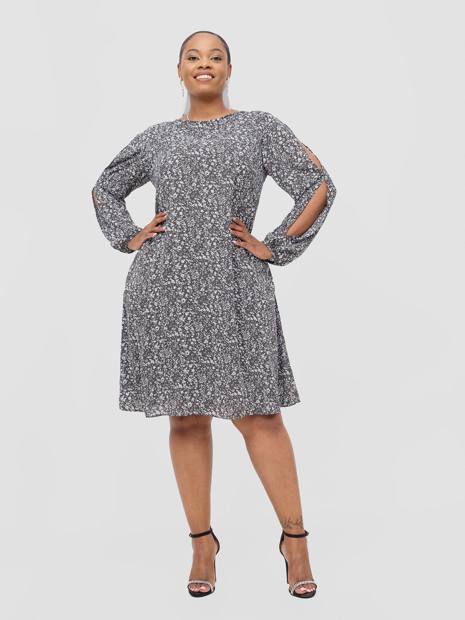 Vivo Lamu Knee Length Chiffon Dress - Dark Grey / White Mosa Print