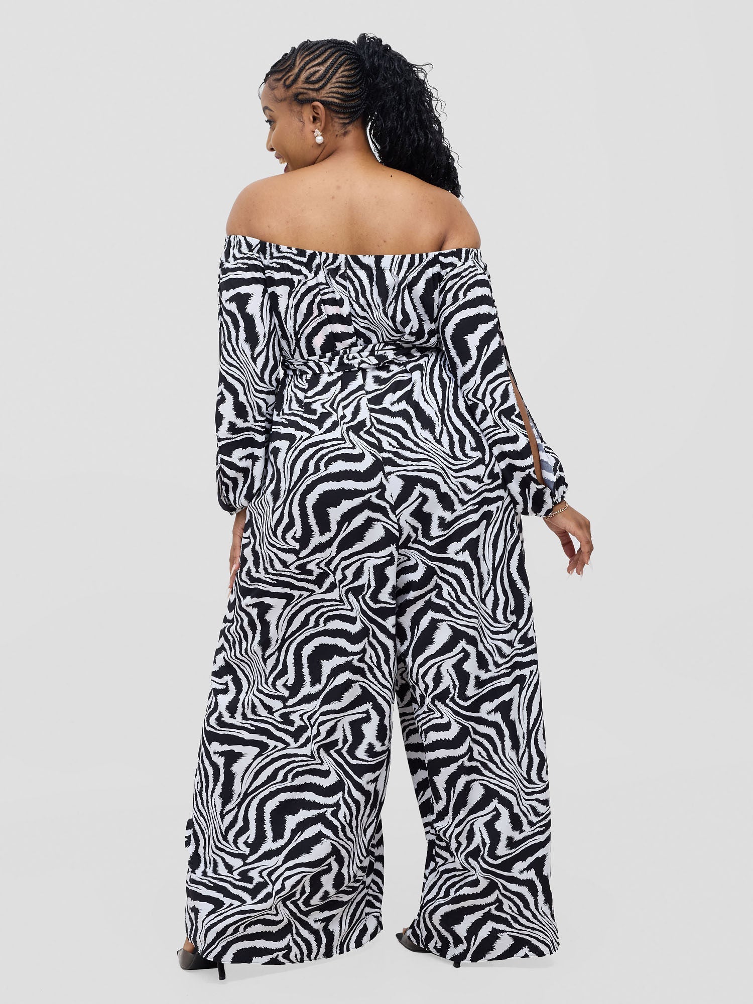 Vivo Yumi Off Shoulder Jumpsuit - White Omi Print