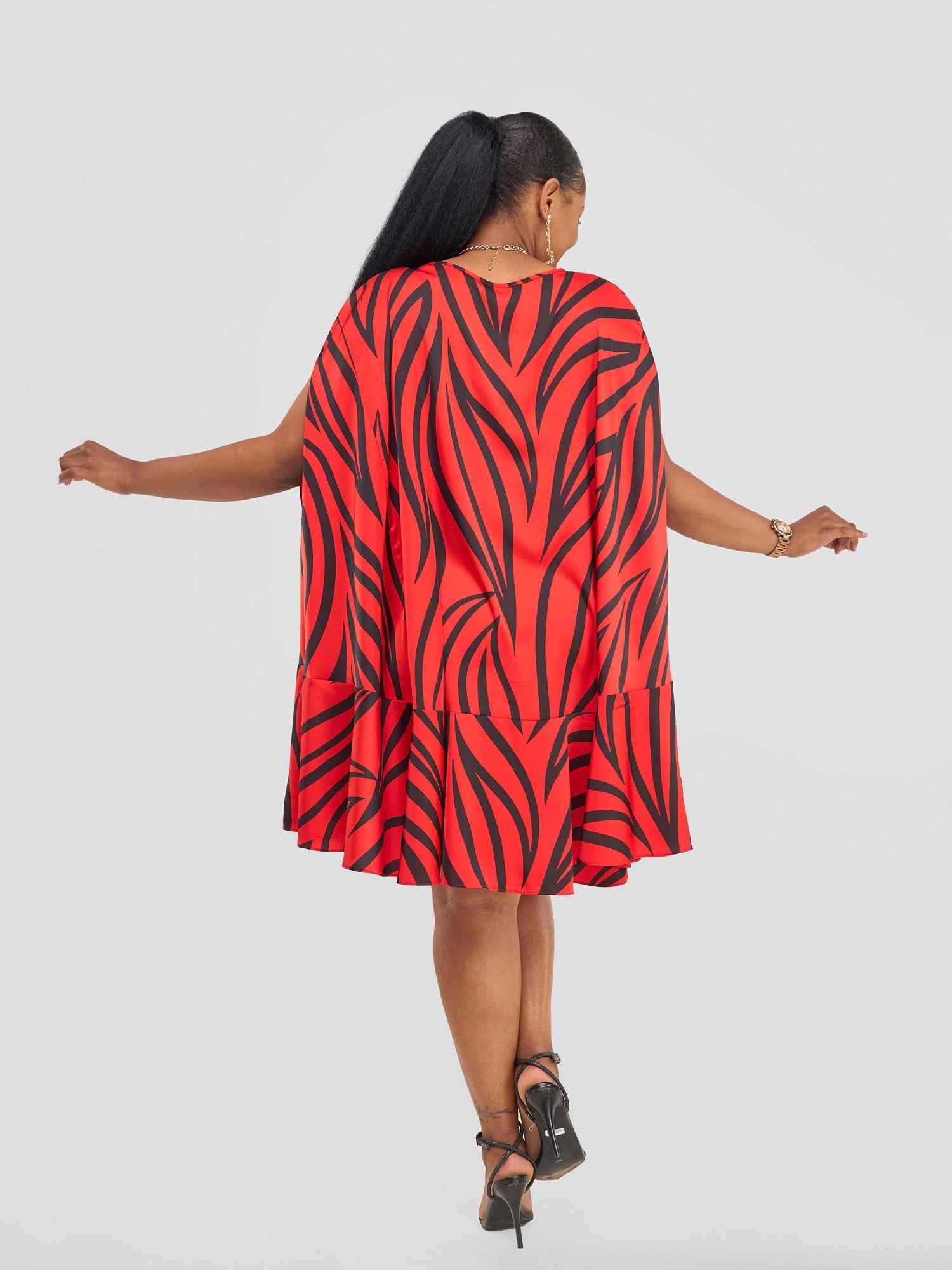 Vivo Chidii Cape Dress - Red / Black Ameli Print