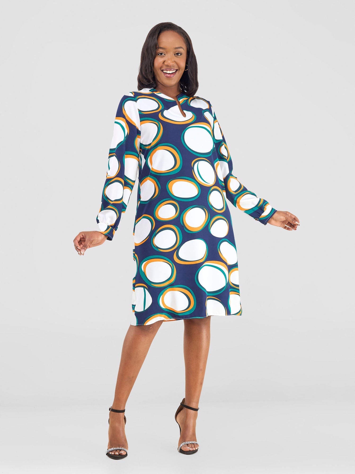 Vivo Zena Long Sleeve Mandarin Collar Shift Dress - White / Teal Polka Print