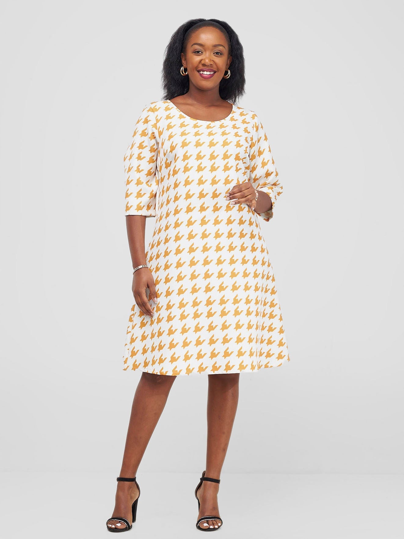 Vivo Pendo 3/4 Sleeve A Line Dress - White / Mustard Houndstooth Print