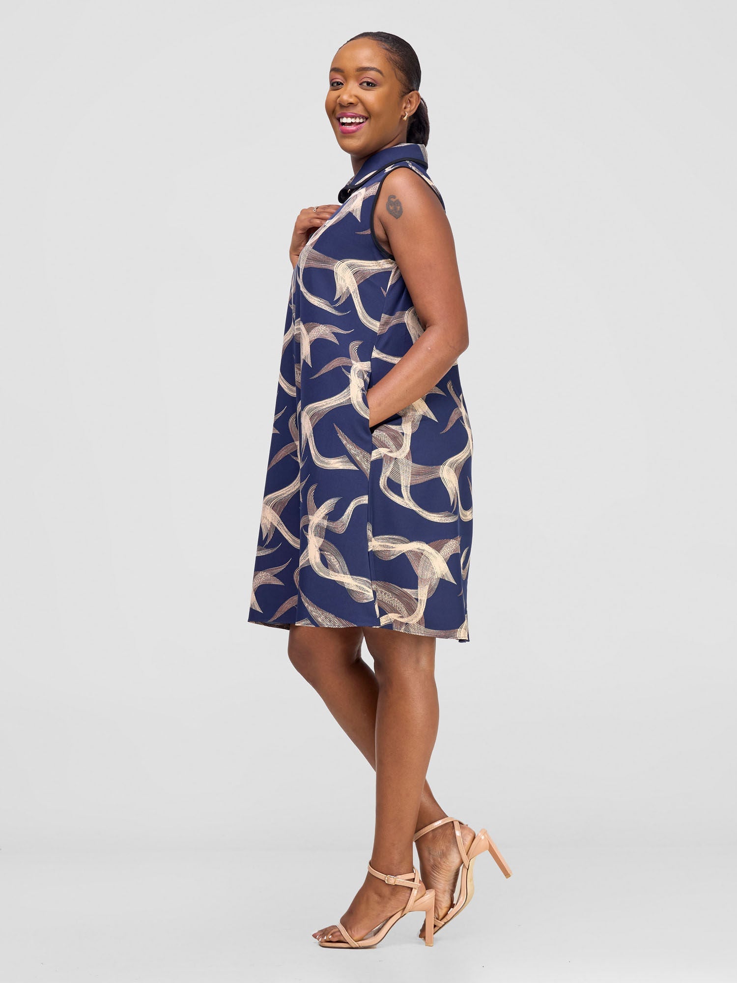 Vivo Shaa Sleeveless Knee Length Dress - Navy / Beige Print