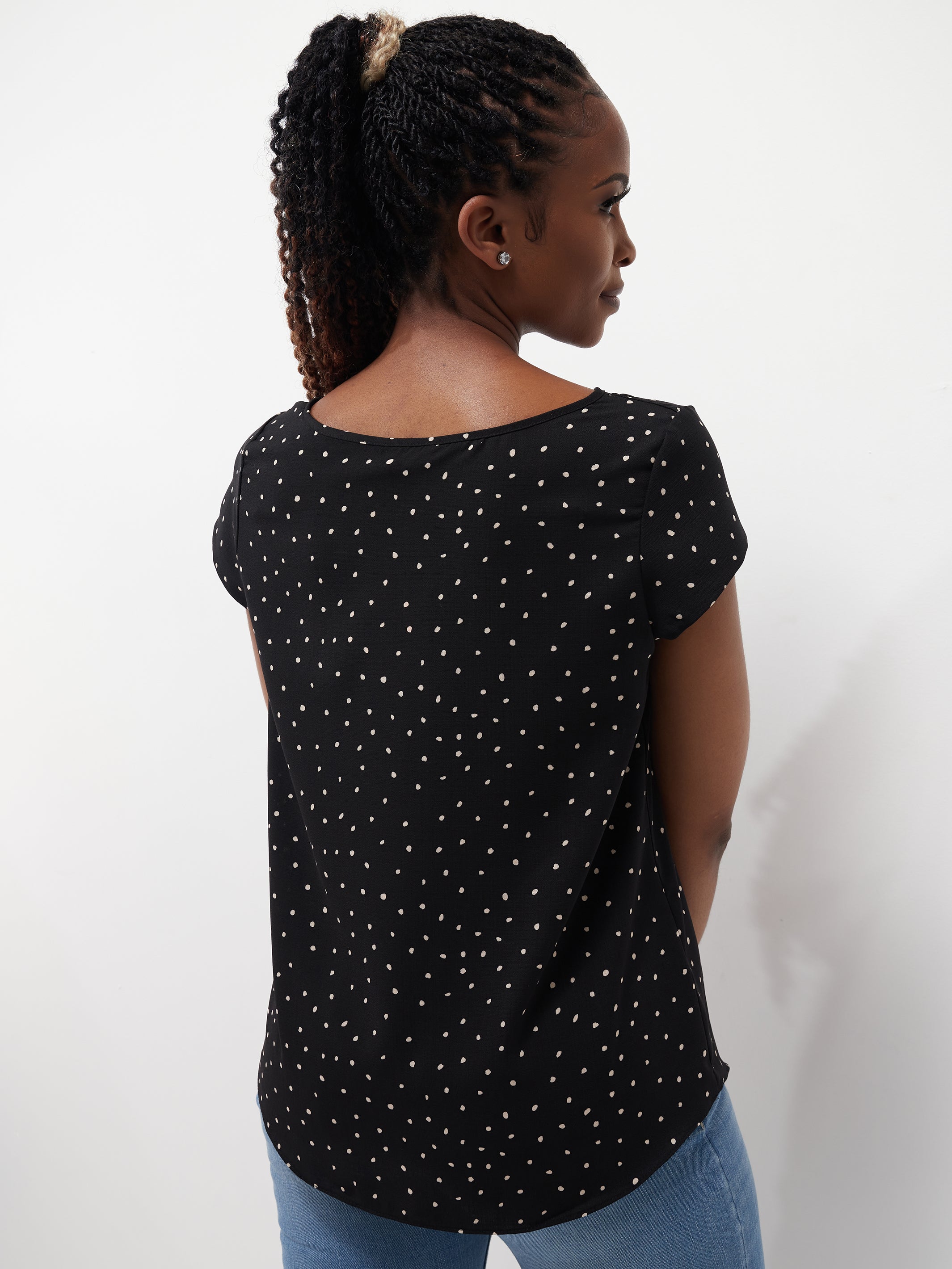 Vivo Basic Crepe Cap Sleeved Top - Black/ White Polka Print