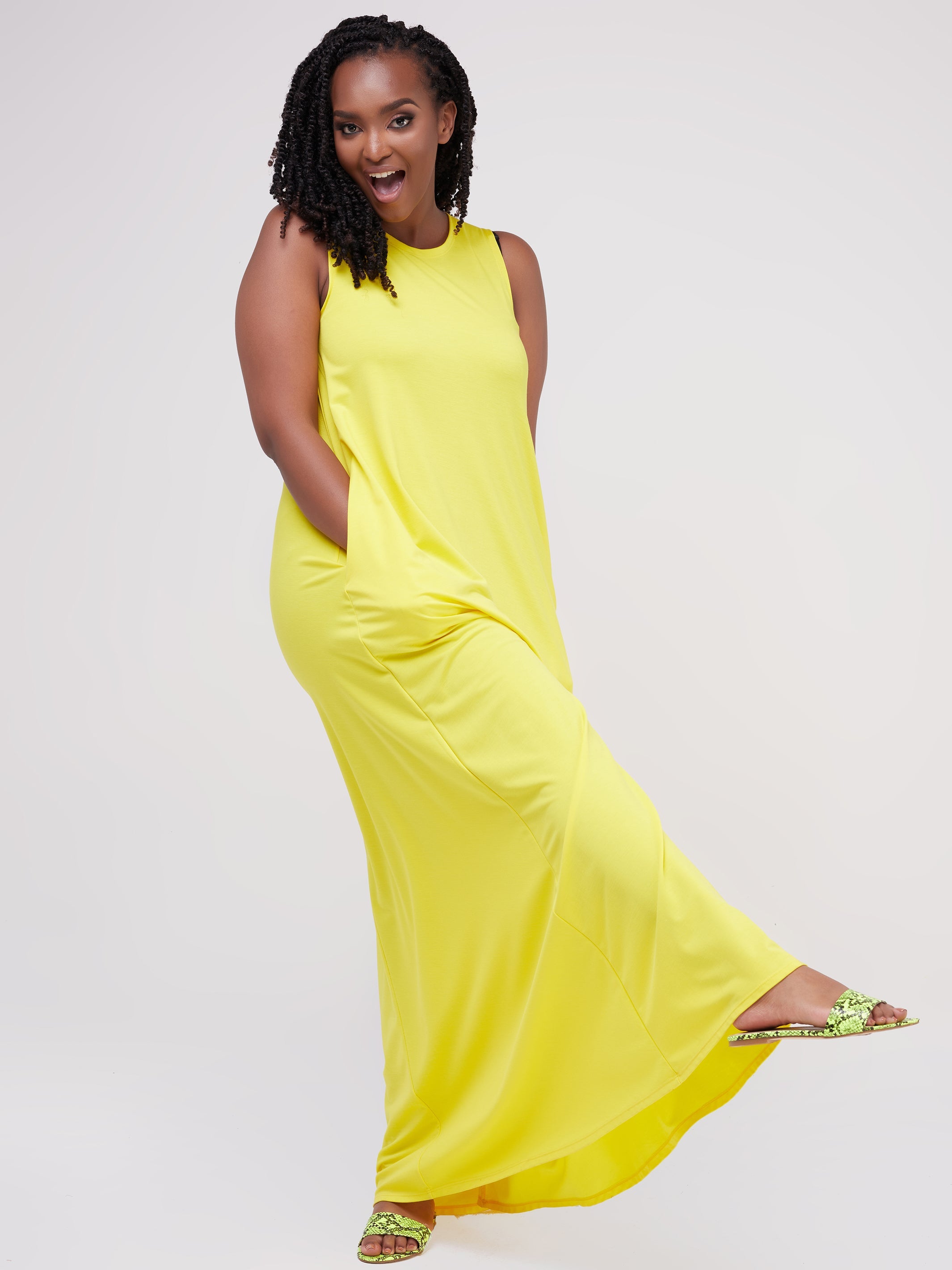 Vivo Ponte Back Pleat Maxi Dress - Yellow