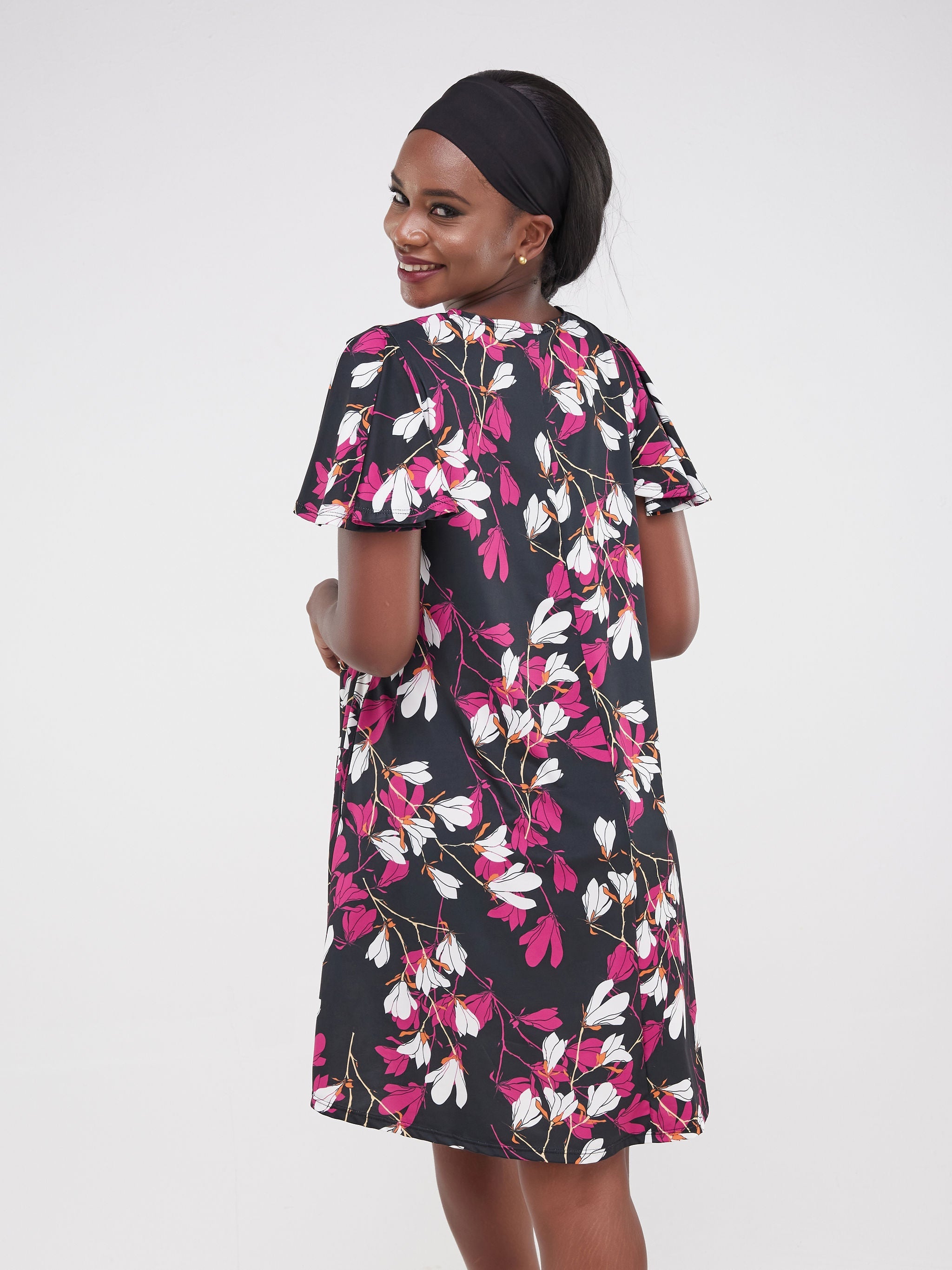 Vivo Ruwa Flounce Sleeve Knee Length Tent Dress - Black / Pink Flowers Print