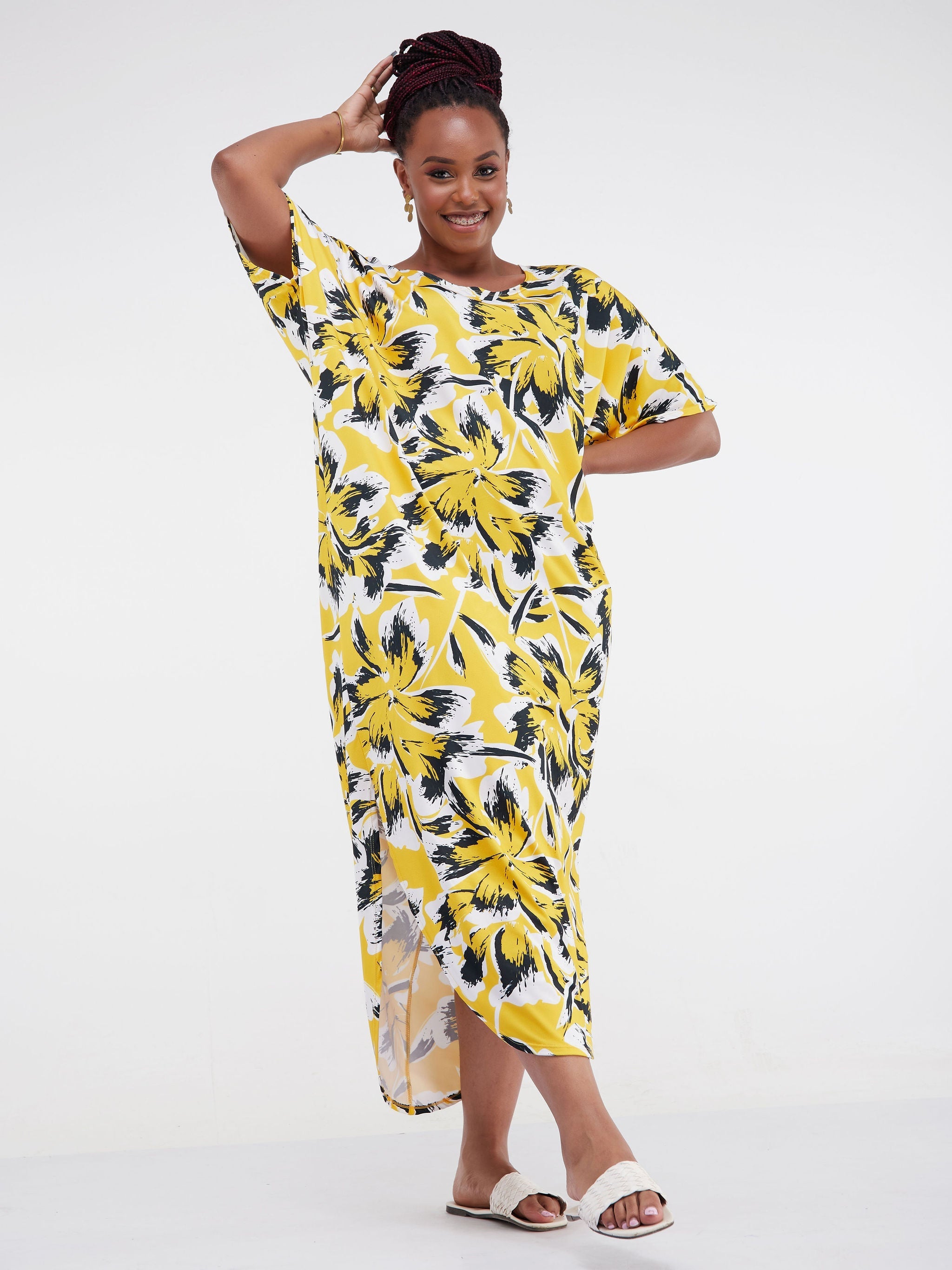 Vivo Lalea Scalloped Tulip Dolman Maxi Top - Yellow / Black Floral Print