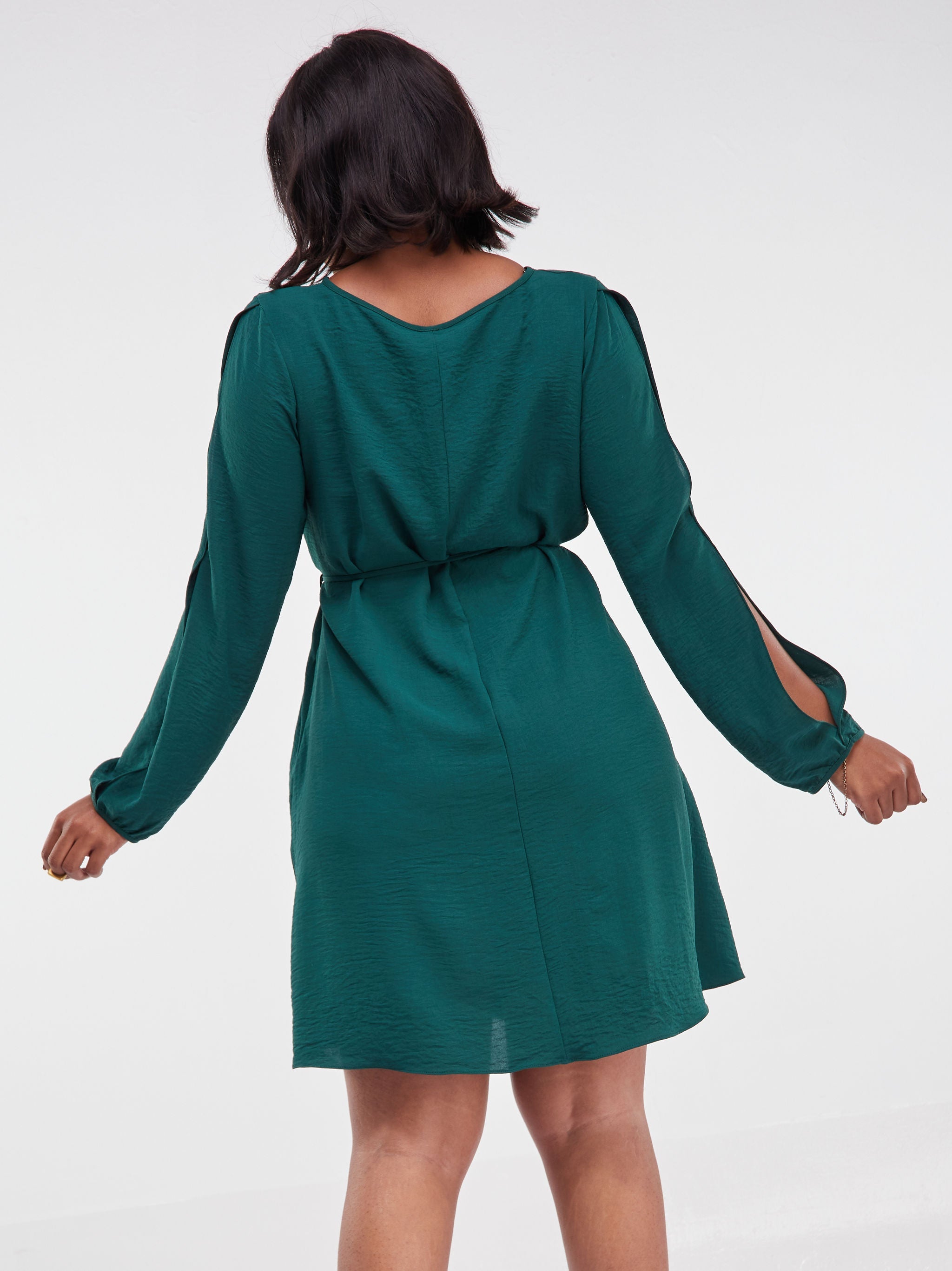 Vivo Tunu Long Slit Sleeve Knee Length Shift Dress - Green