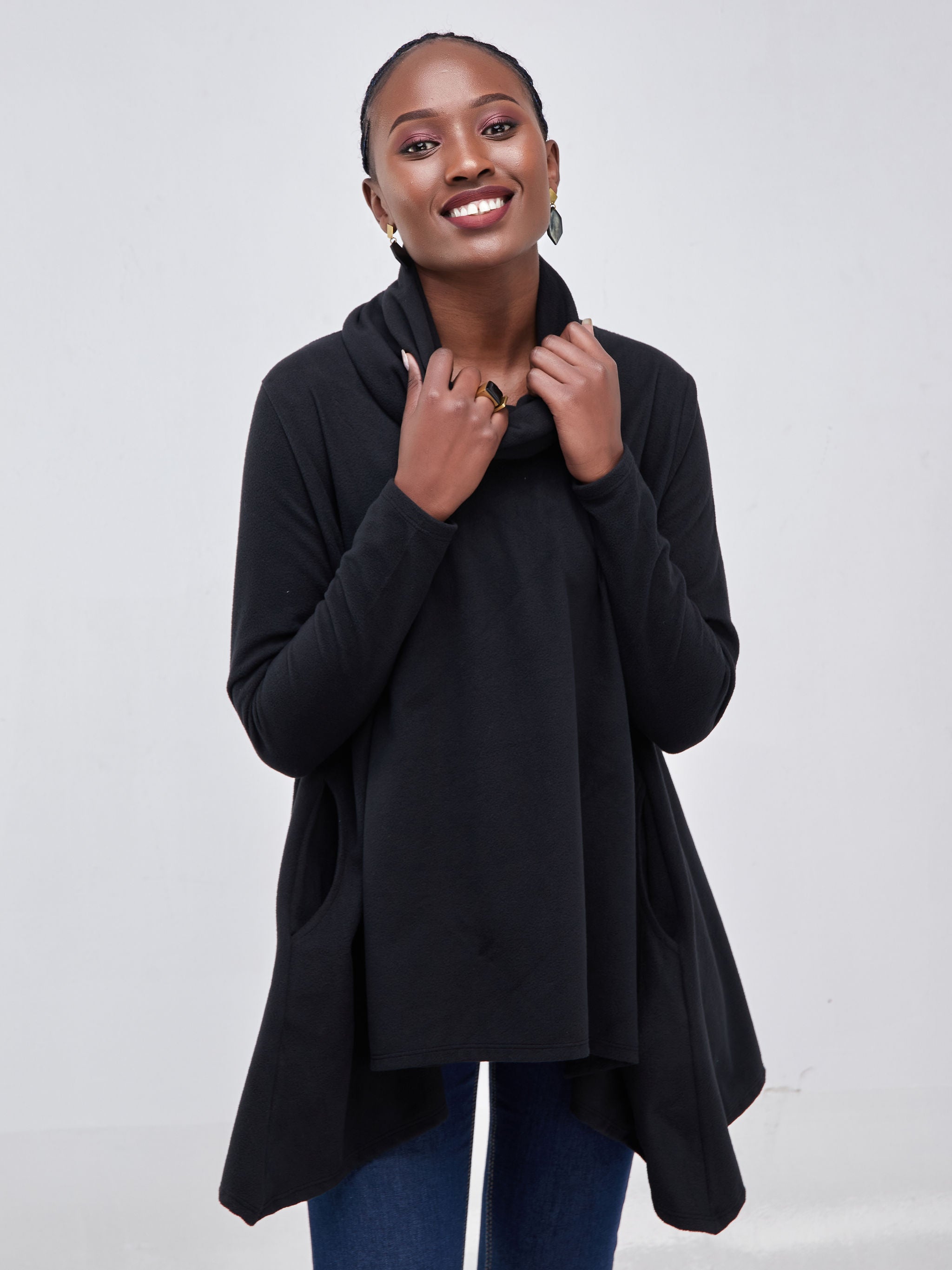 Vivo Neo Imelda Cowl Sweater - Black