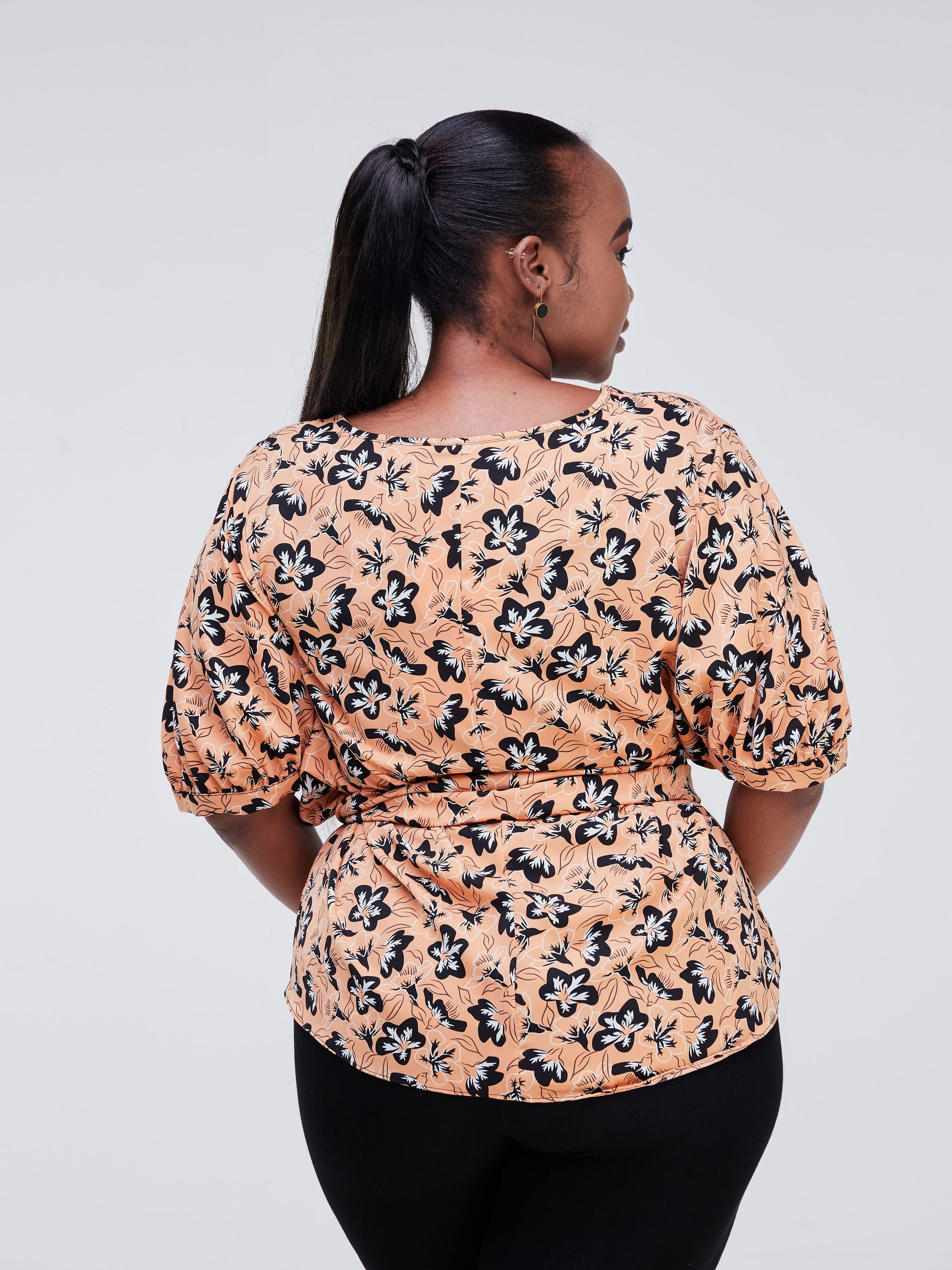 Vivo Wingu Puff Sleeve Top -  Peach / Black Floral Print