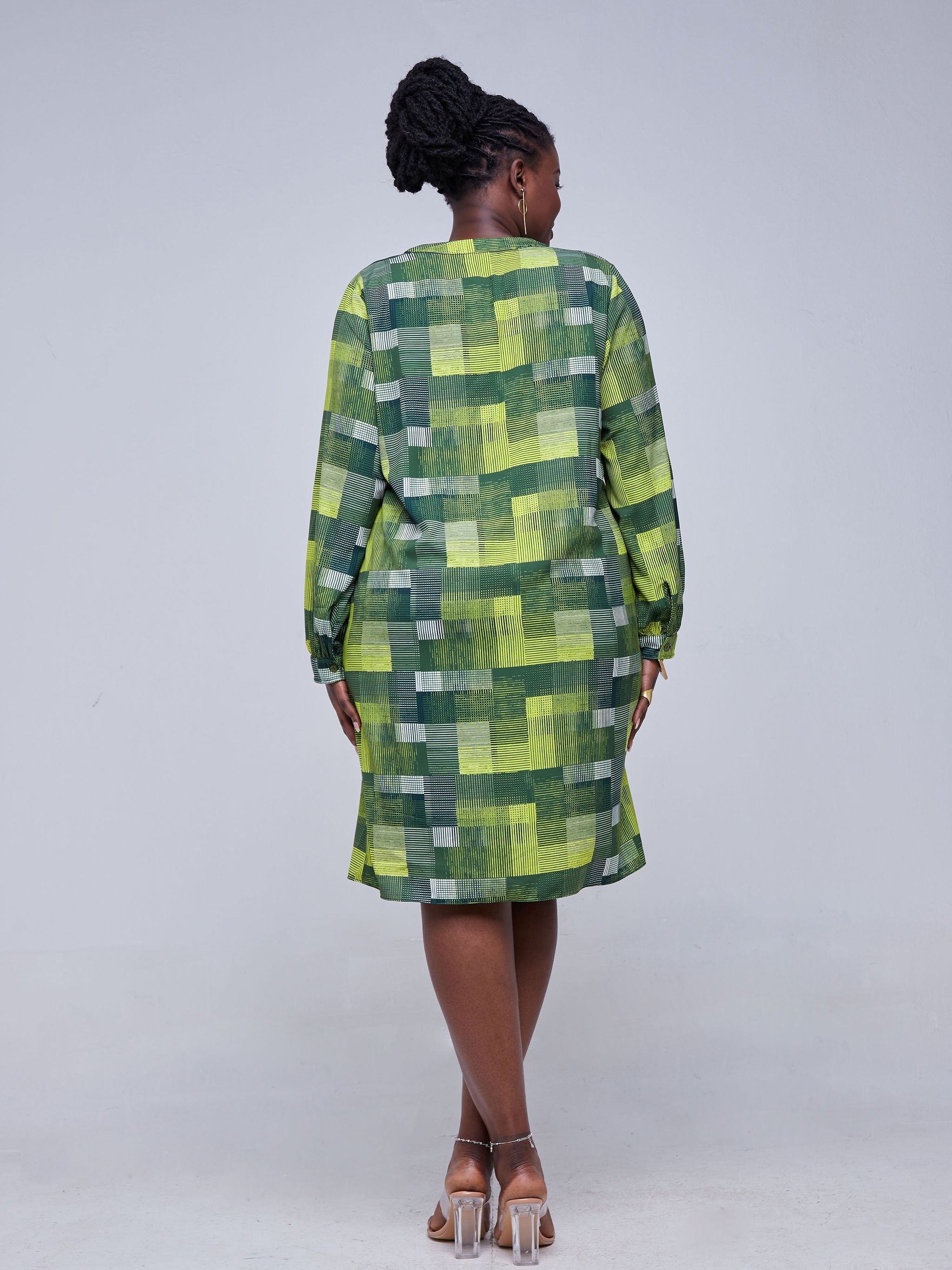 Vivo Zena Long Sleeve Mandarin Collar Shift Dress - Green Print