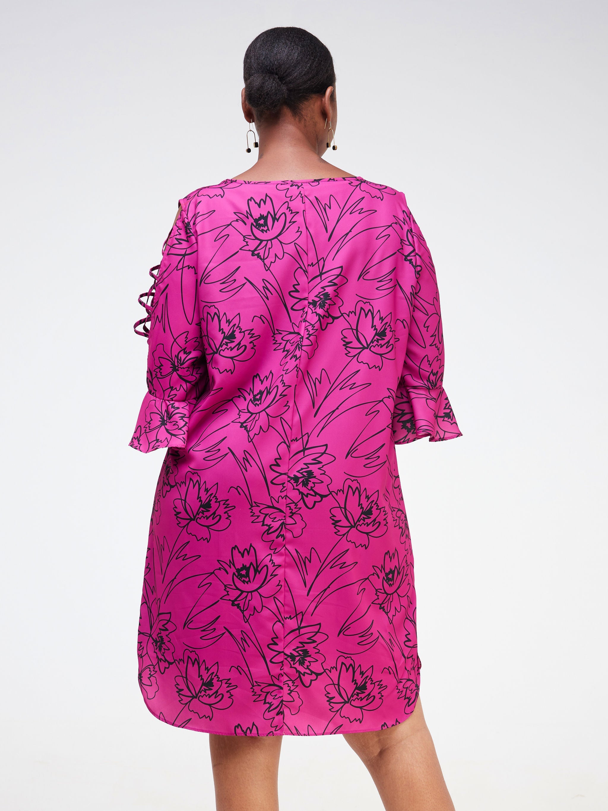 Vivo Dali 3/4 Cut Out Sleeve Shift Dress ( Petite) - Pink / Black Floral Print