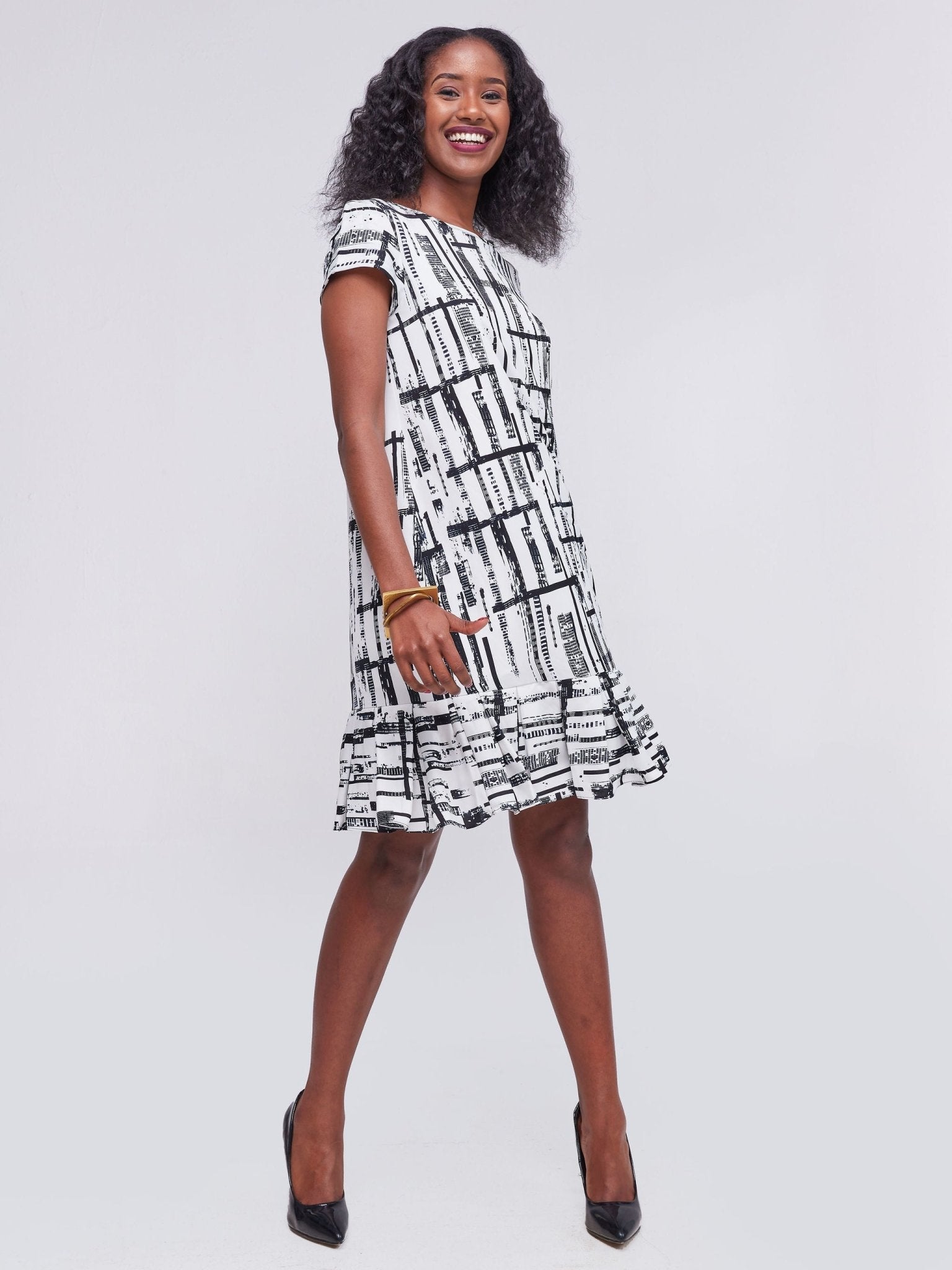 Vivo Zawadi Inverted Pleat Dress - White / Black Abstract Print - Shop Zetu Kenya